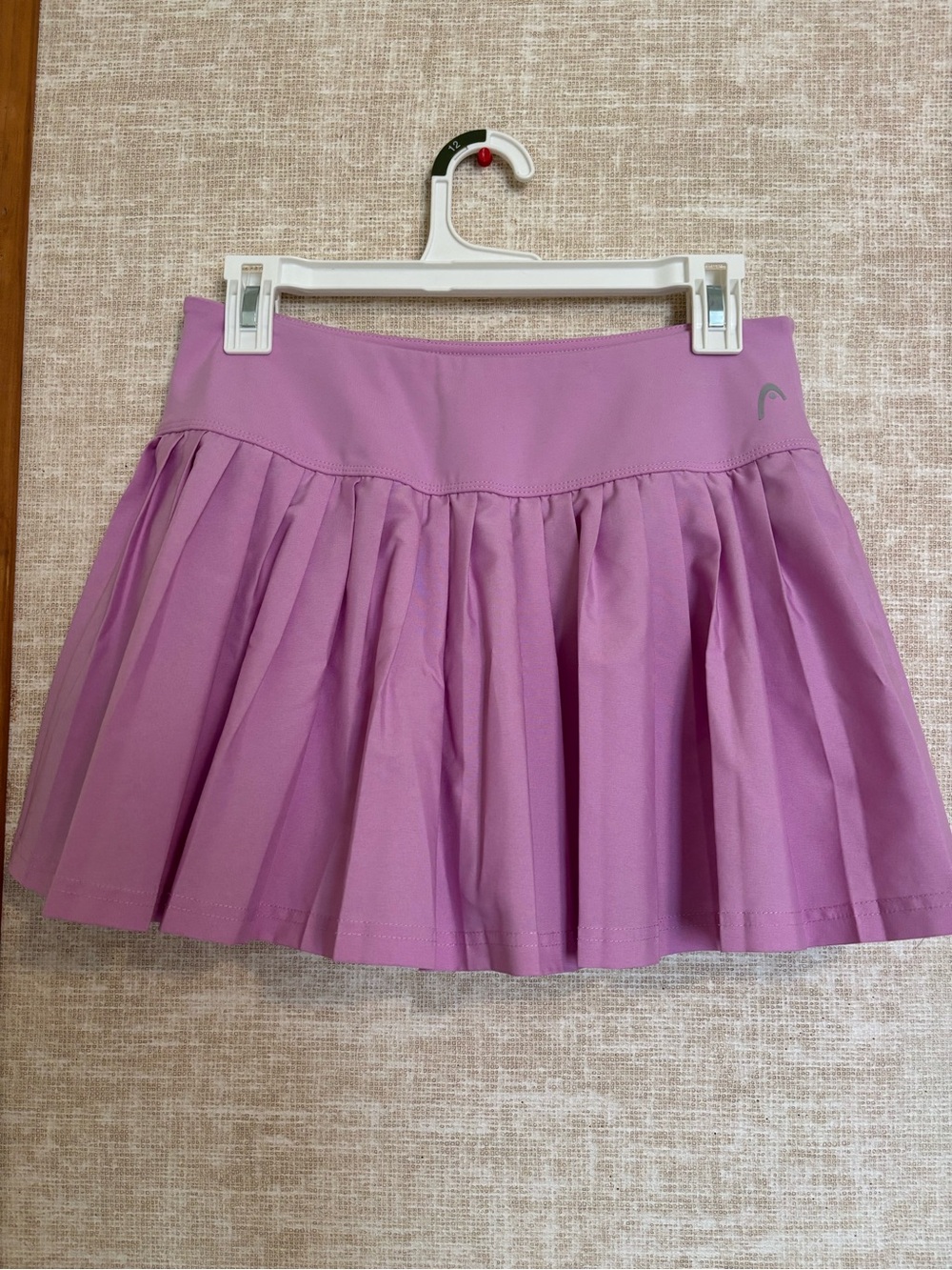 HEAD Women’s Purple Pleated Athletic TennisSkort M Regular Pull On Stretch Solid
